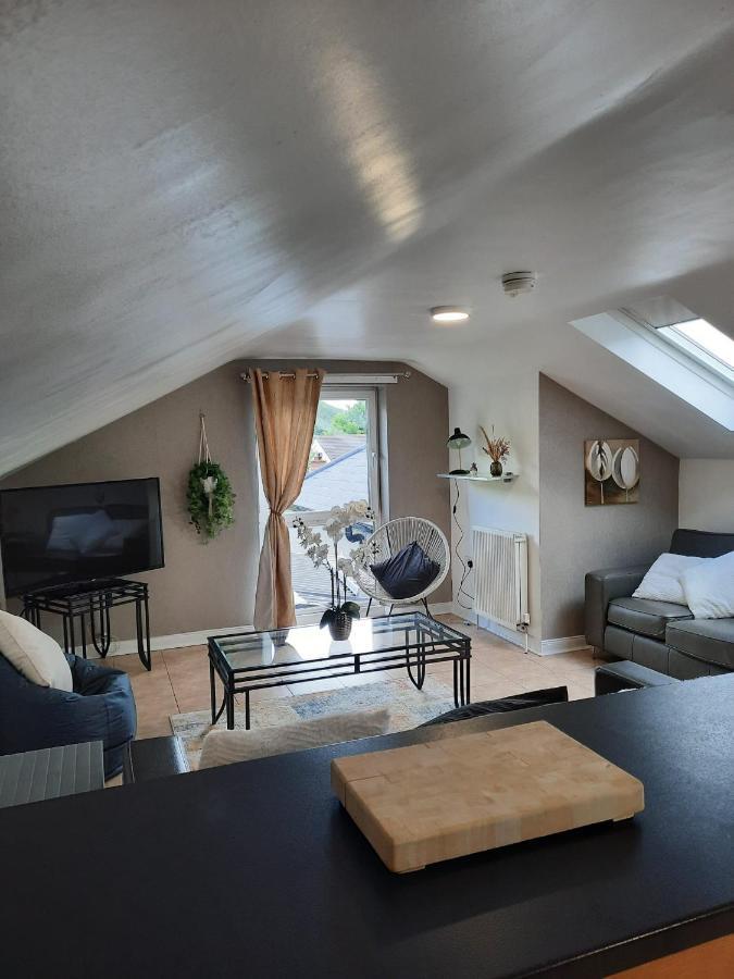 Forest View Impeccable Two Bedroom House Ростревър Екстериор снимка